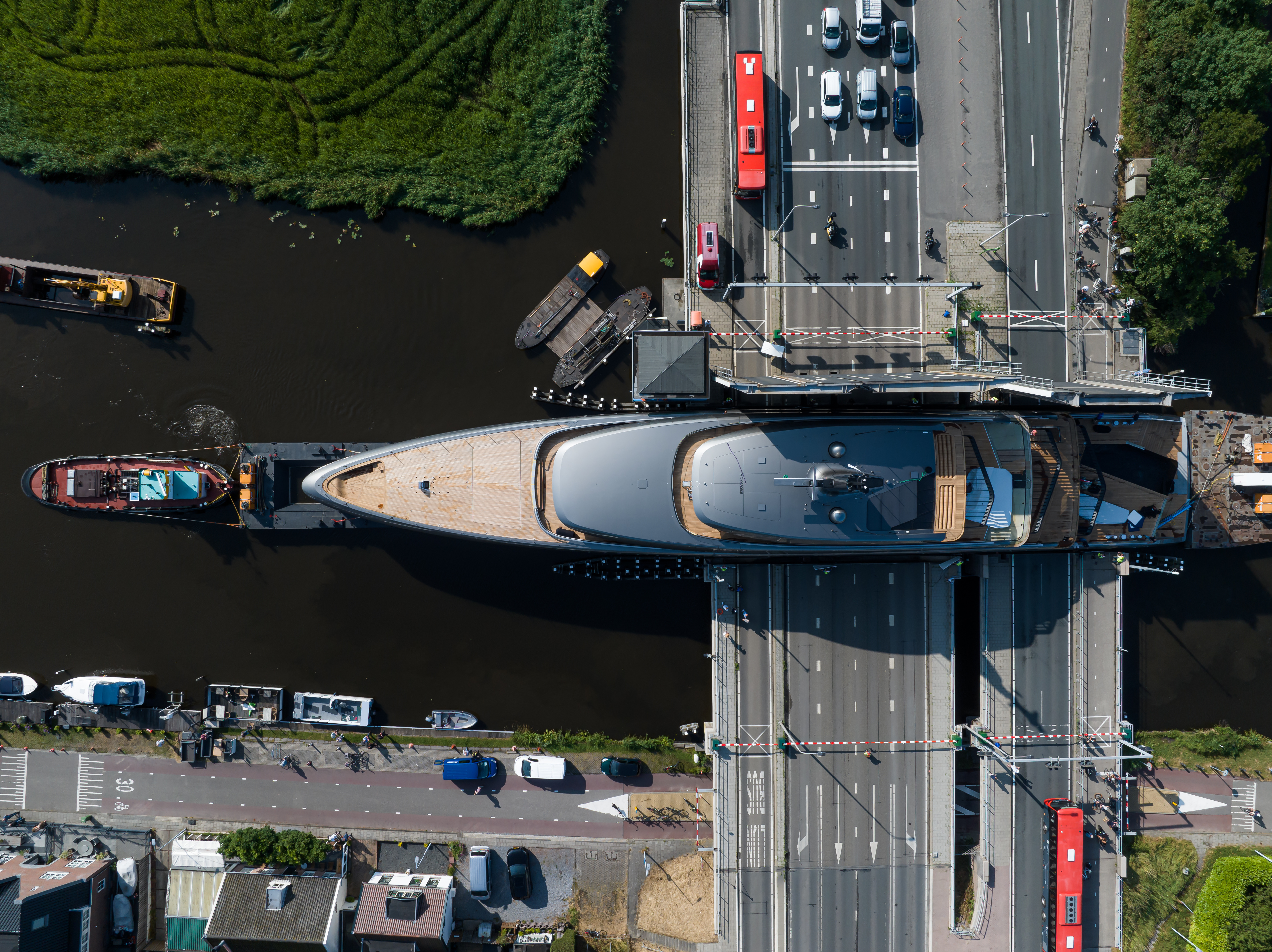 710 Obsidian Copyright Feadship 0413